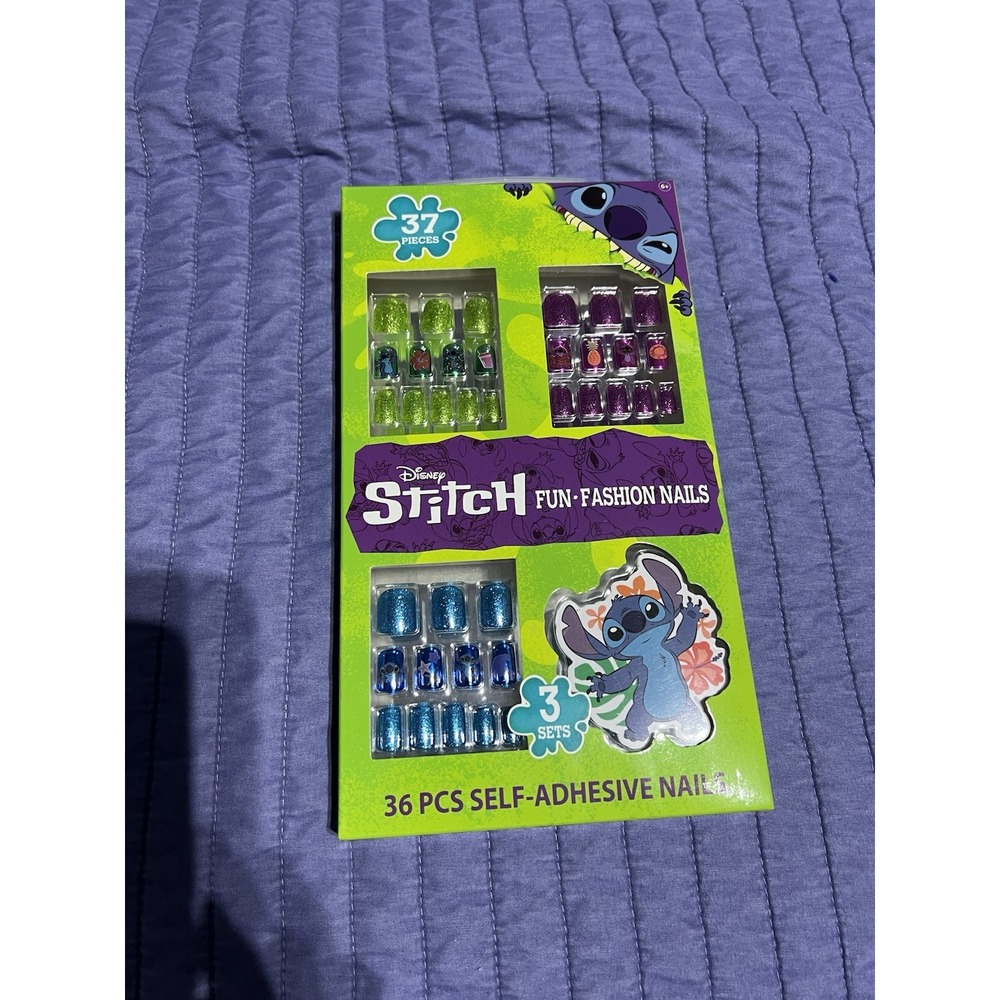 Disney Stitch Fun Fashion Nails 36 Pcs Self-Adhesive Press-On Set Townley Girl